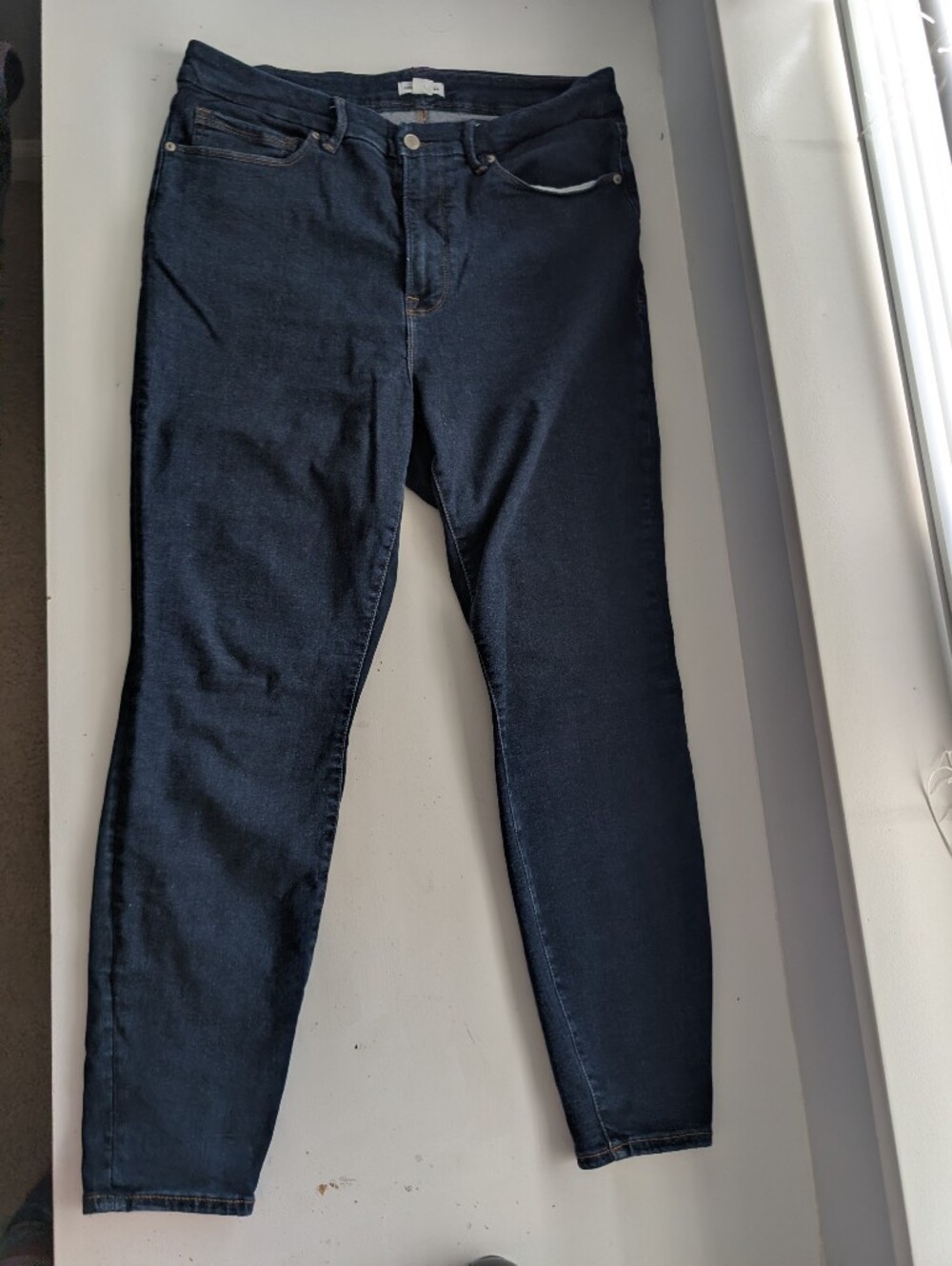Good American Always Fits Good Legs Skinny Jeans